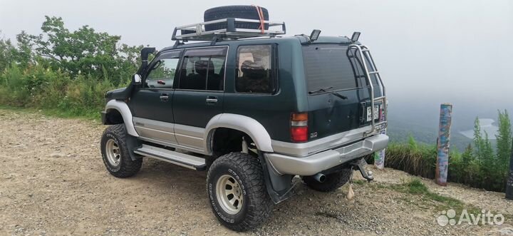 Isuzu Bighorn 3.1 AT, 1996, 180 000 км