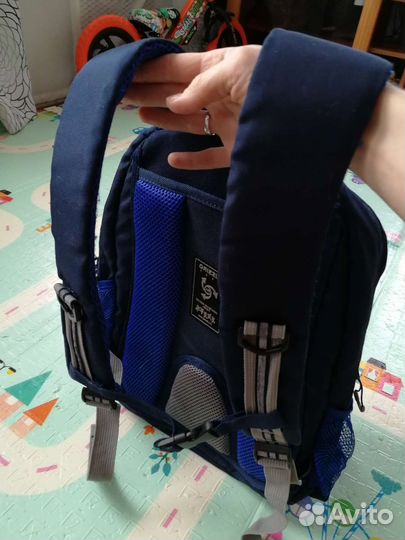 Школьный рюкзак