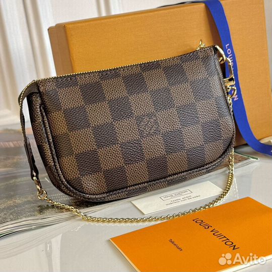 Сумка Louis Vuitton Mini Pochette Accessories