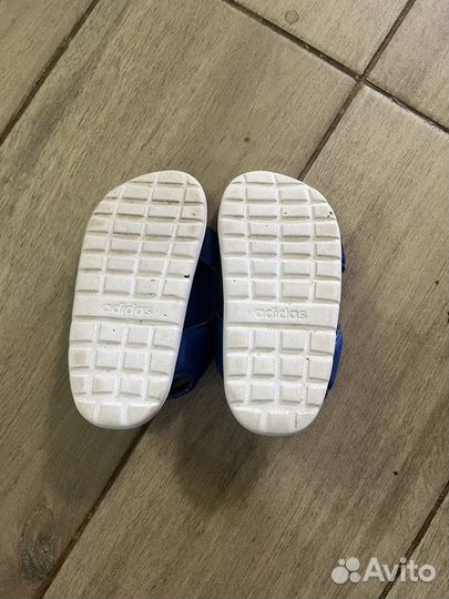 Сандалии adidas детские 25