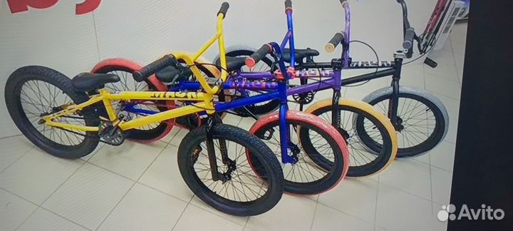 Трюковой велосипед BMX
