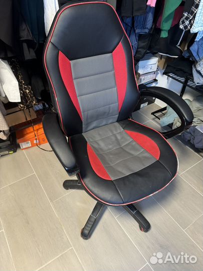 Компьютерный стул