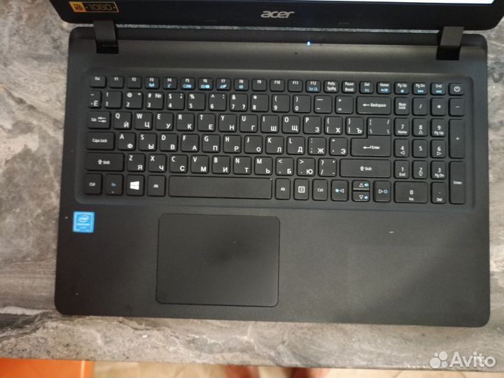 Ноутбук Acer Aspire ES1-572 10162