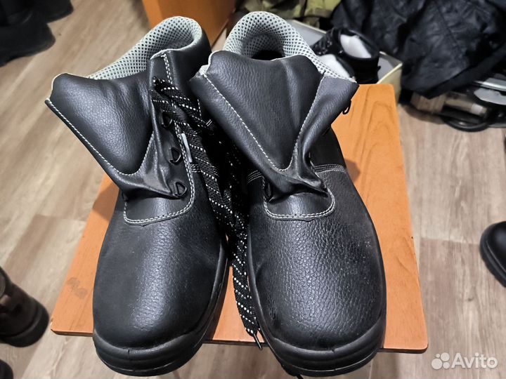 Ботинки рабочие 45