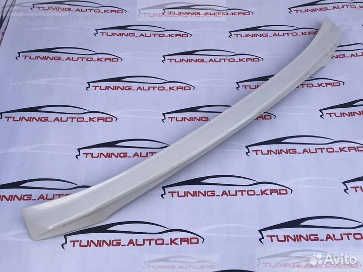 Спойлер под стекло Lexus LX 570 J6523