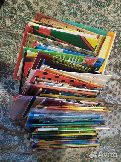 Тетради школьные 68 шт