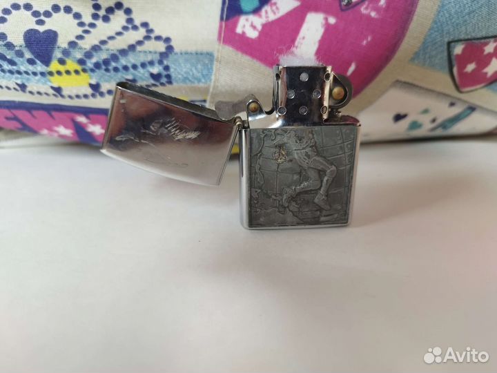 Зажигалка zippo