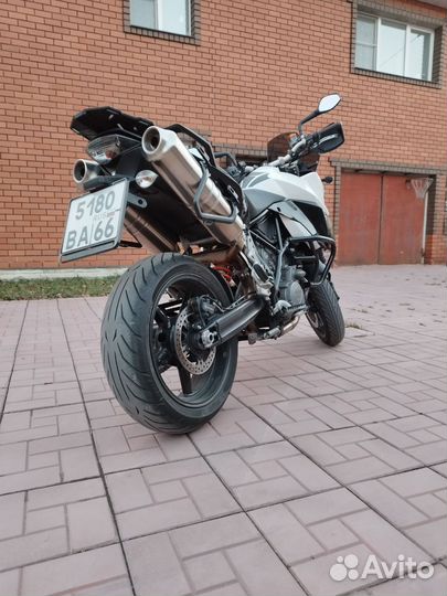 Мотоцикл KTM 990 supermoto T