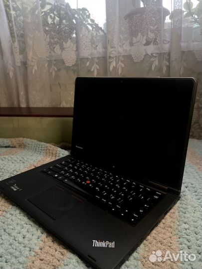 Ноутбук Lenovo thinkpad yoga