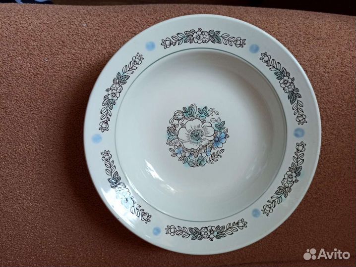 Тарелки фаянсовые зик Конаково СССР