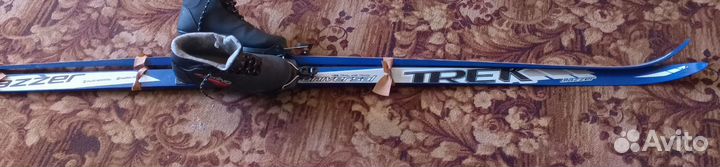 Беговые лыжи