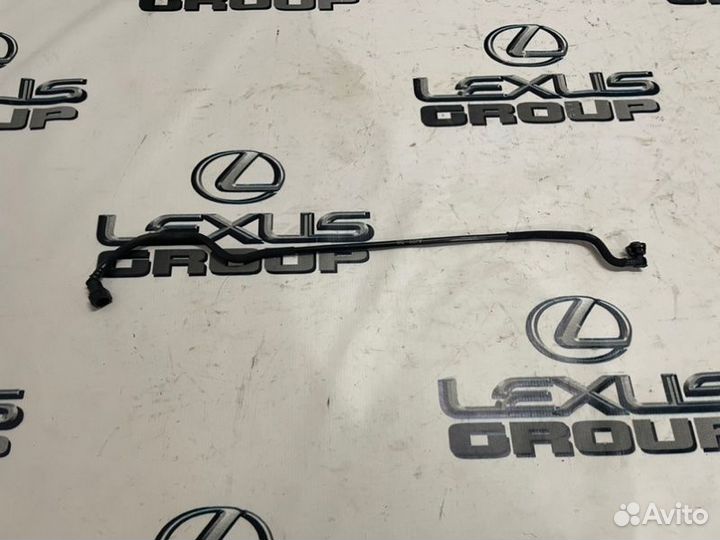 Патрубок охлаждения Land Rover Range Rover Velar