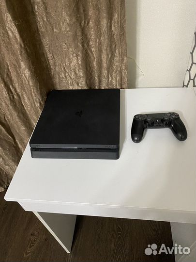 Sony playstation 4 PS4 slim 1tb