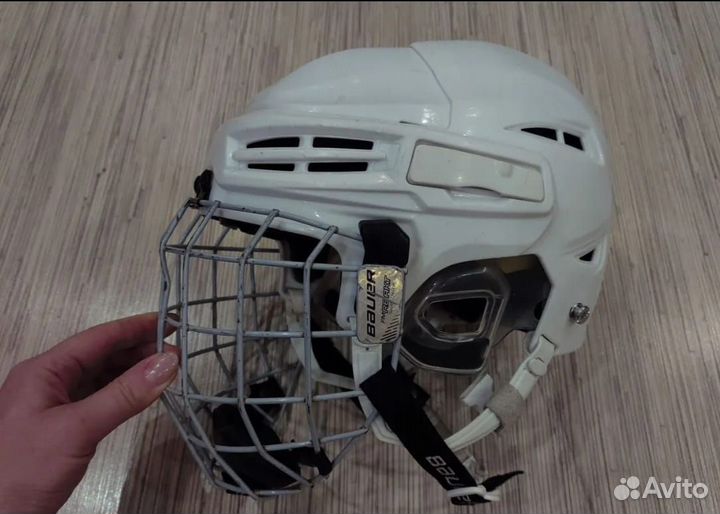 Хоккейный шлем bauer re-akt