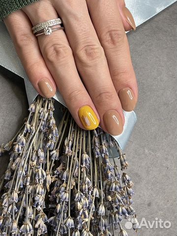 Маникюр и педикюр