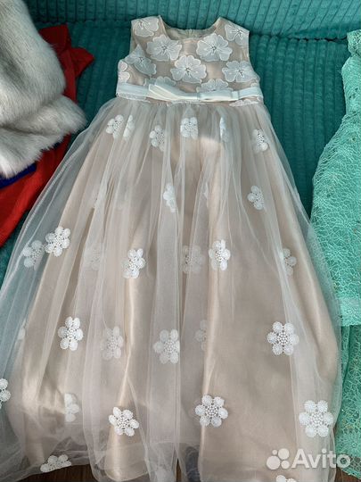 Нарядное платье