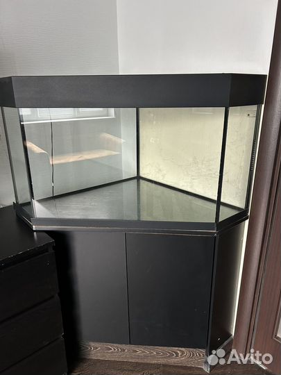 Аквариум + тумба и аксессуары