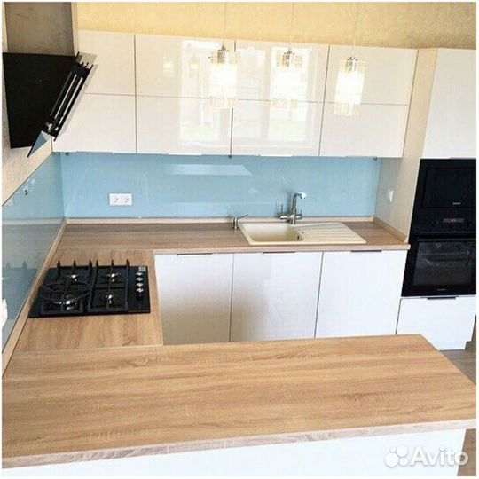 Кухня угловая новая