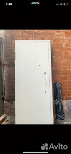 Дверь входная металлическая