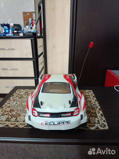 Радиоуправляемая машина дрифт