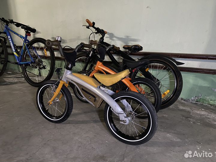 Беговел BMW Kidsbike