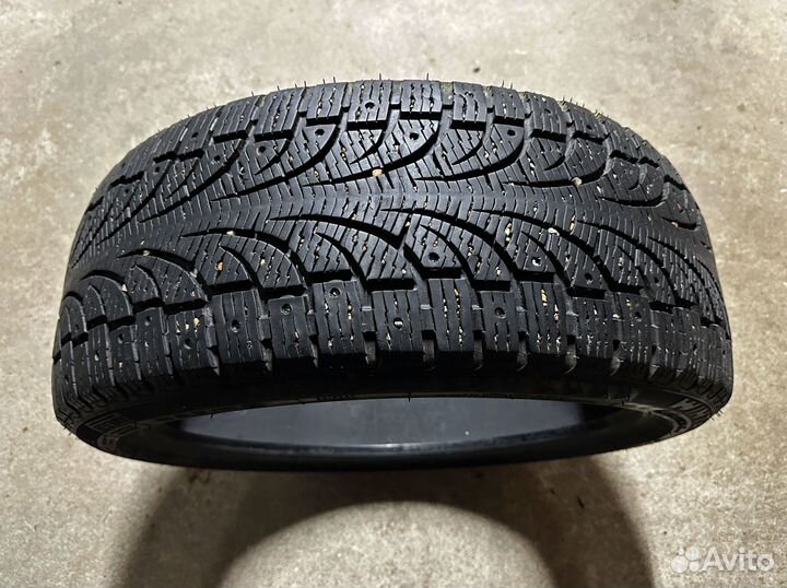 Pirelli Winter Carving Edge 245/40 R20