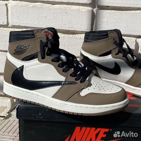 Kросcoвки Nikе Air Jordan 1 Travis Scott