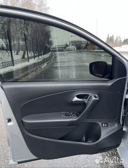 Volkswagen Polo 1.6 AT, 2013, 195 000 км