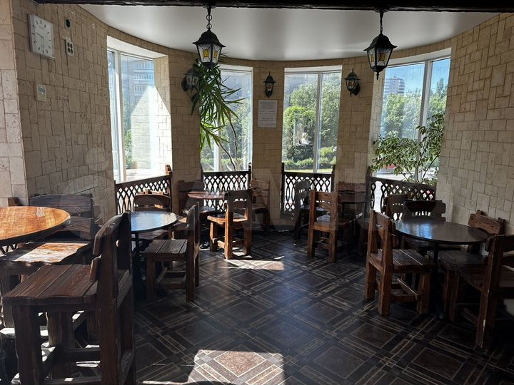 Здание, 246 м²