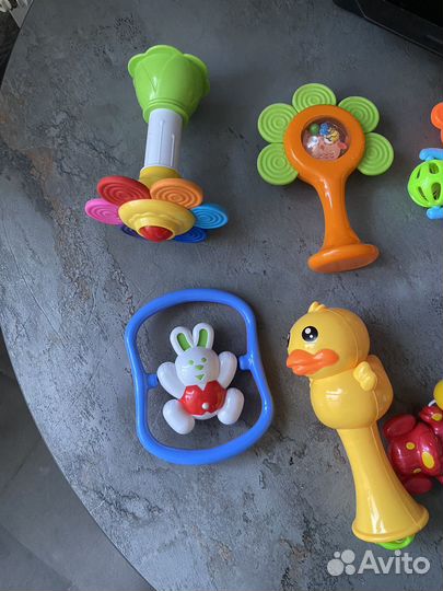 Игрушки погремушки