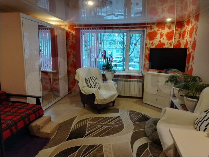 3-к. квартира, 69,3 м², 1/10 эт.