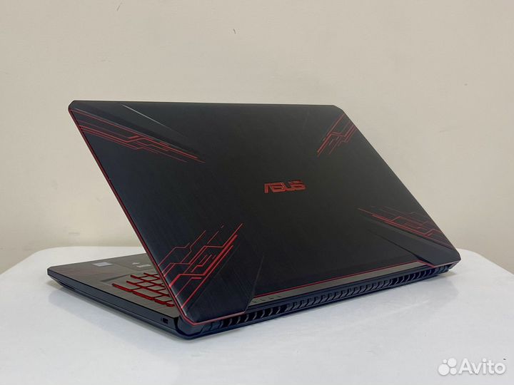 Игровой ноутбук Asus tuf i5 8300H/GTX 1050Ti