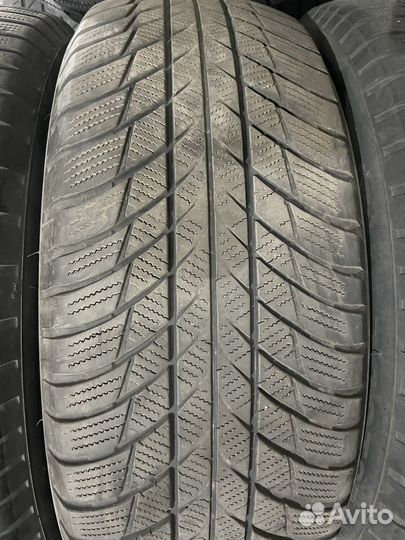 Bridgestone Blizzak LM-001 225/60 R18 104H