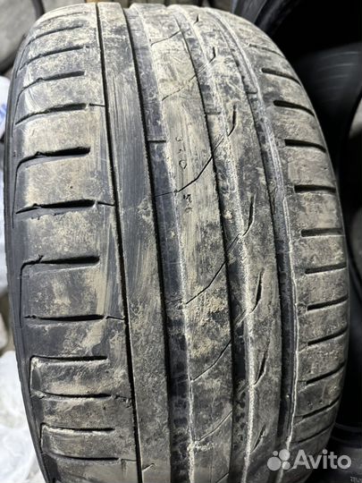 Nokian Tyres Hakka Black SUV 255/50 R19 107W