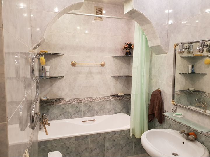 4-к. квартира, 116,1 м², 3/4 эт.