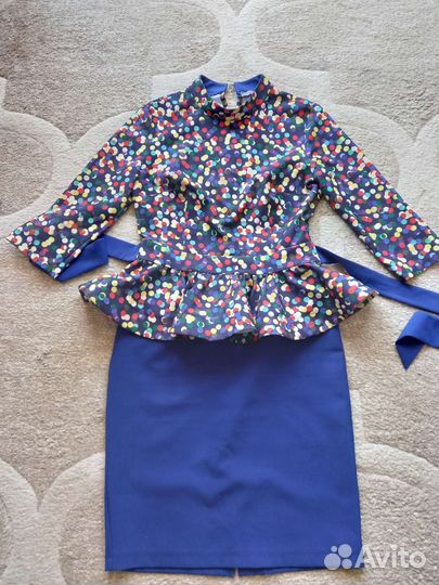 Костюм женский с юбкой 42 44