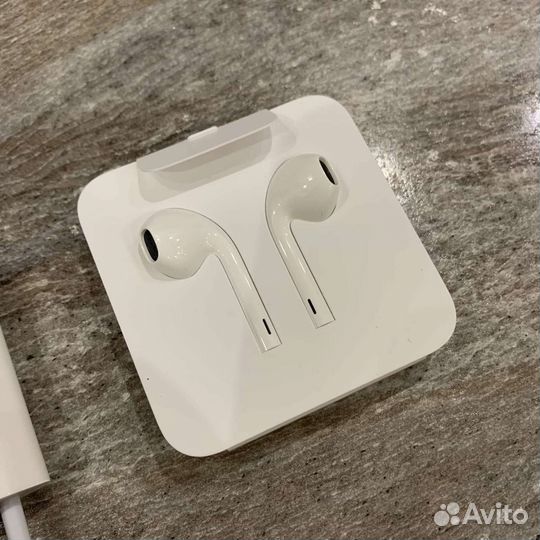 Оригинальные iPhone наушники, зарядник, шнур