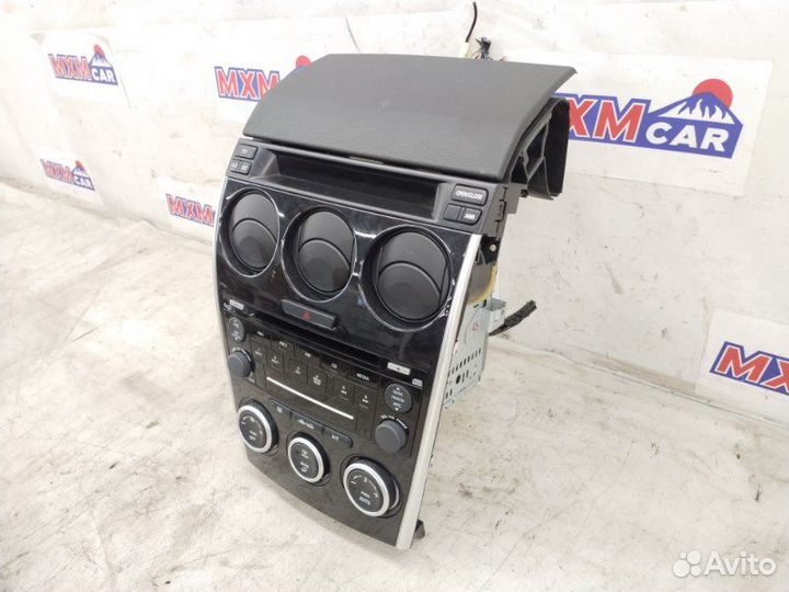 Консоль торпедо центральная Mazda Atenza ggep