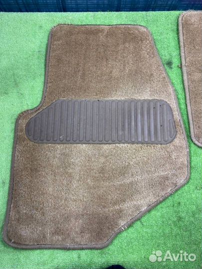 Коврики комплект Chevrolet Trailblazer GMT360 LL8