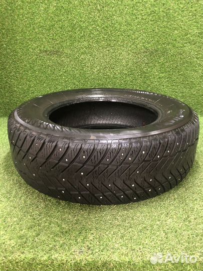 Yokohama Ice Guard IG65 215/65 R16 102T