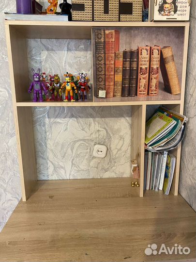 Письменный стол