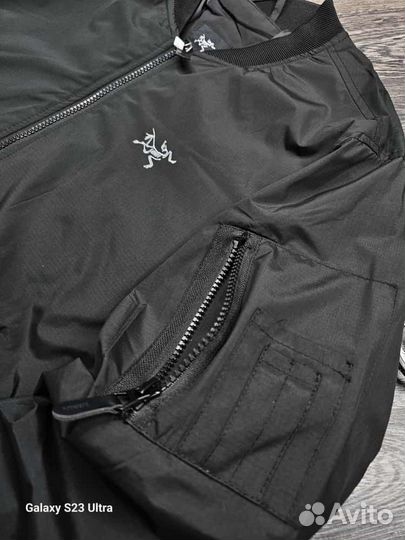 Бомбер мужской Arcteryx