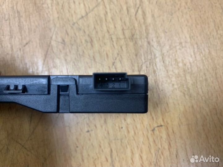 Антенна Opel Astra J хетчбэк 5-ти дв. A16LET 2010