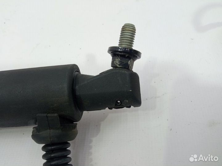 Амортизатор двери багажника правый Bmw X6 E71