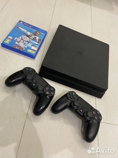 Sony PS4 slim 1tb