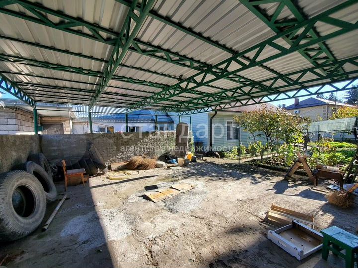 Дом 173 м² на участке 3,3 сот.