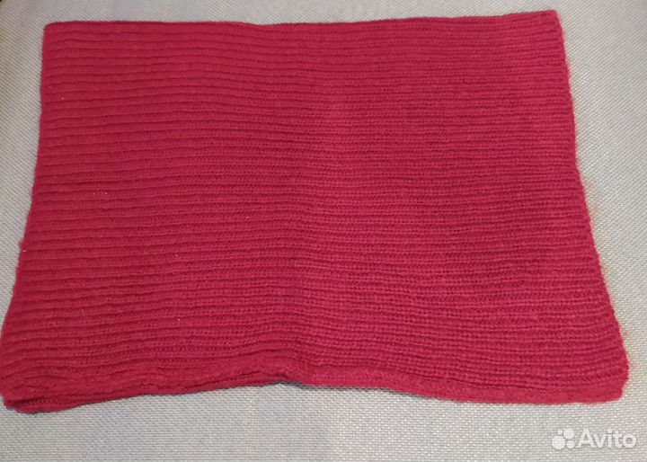 Панама женская H&M, снуд красный Stradivarius