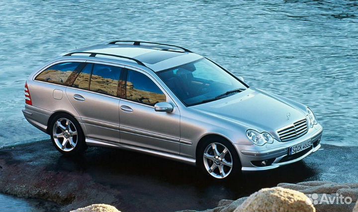 Арка правая Mercedes W203 2000-2007 combi