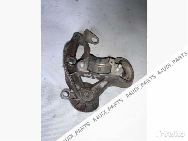 Кронштейн стабилизатора Audi A4 B7 (S4,RS4) 8E0199