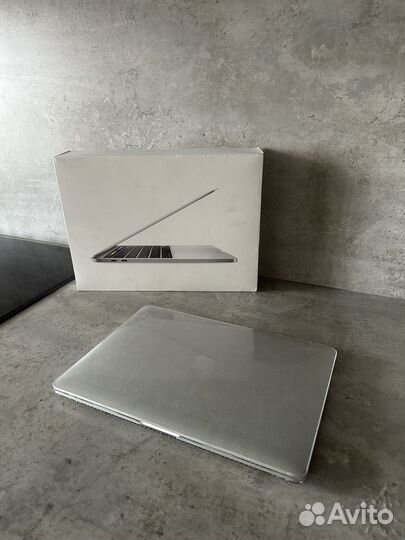 Apple MacBook Pro 13